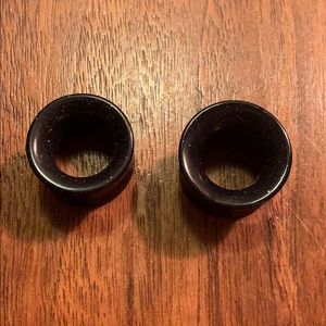 3/4” black glittered glass eyelet